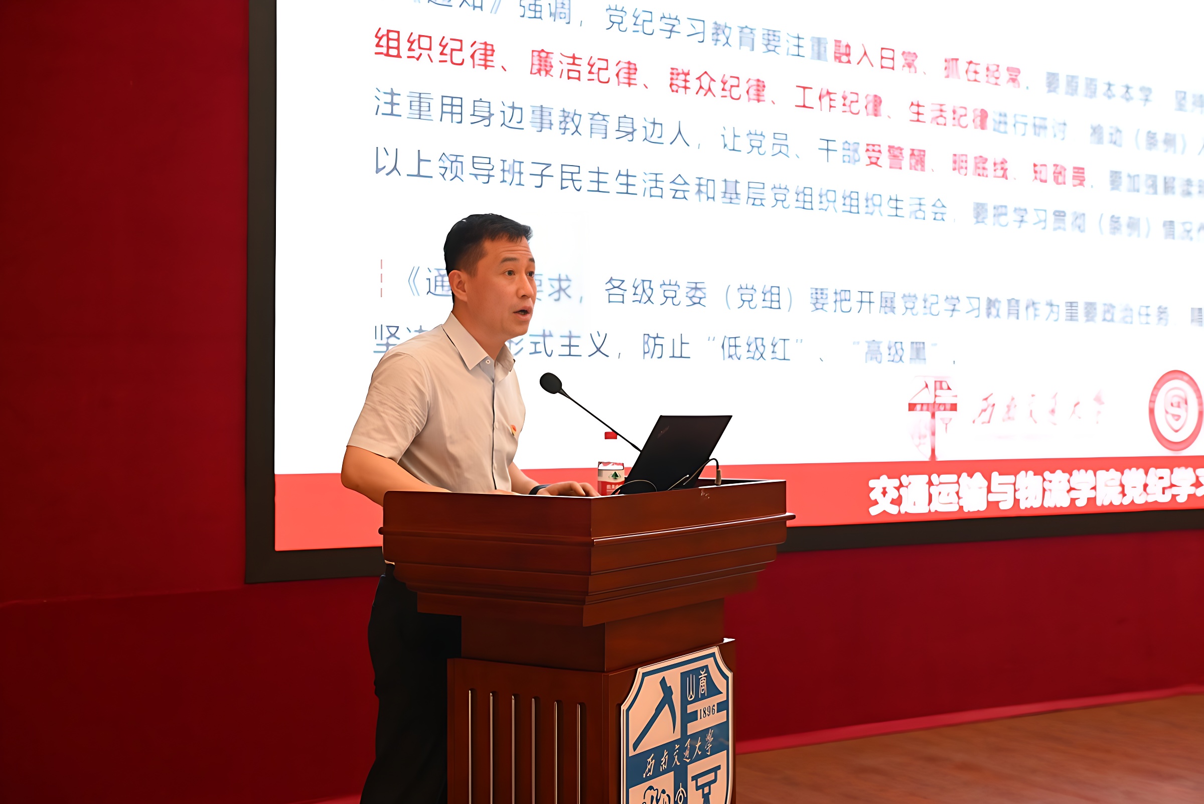 8ecbca4d974a65ad42acf2495d319a7.jpg